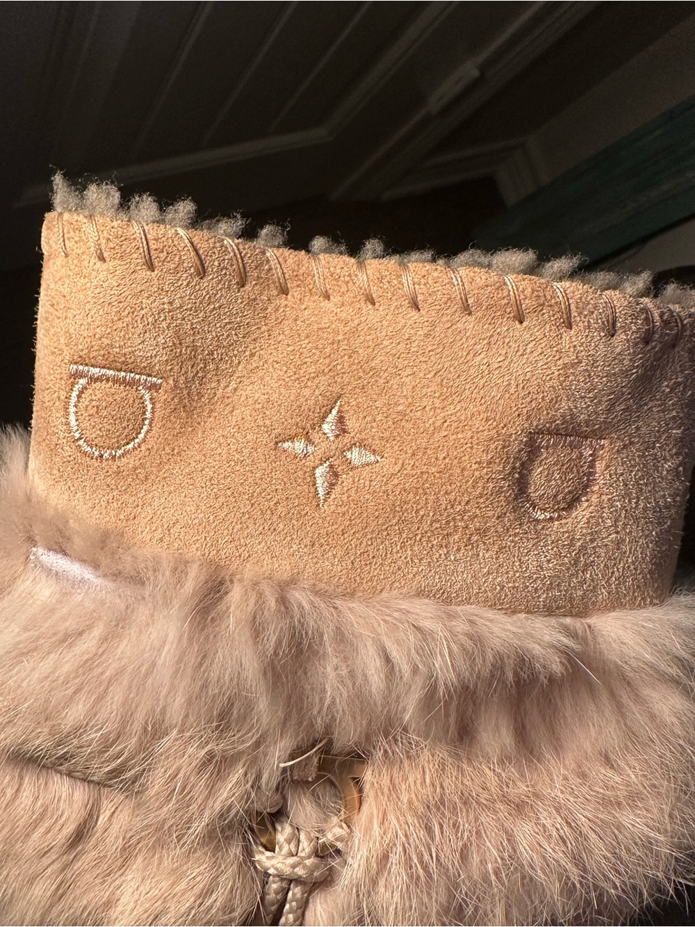 Salvatore Ferragamo Beige Fur-Trimmed Winter Boots - Picture 7 of 8